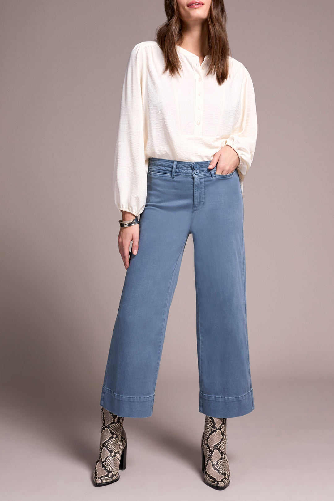 Clothing – Tagged 
