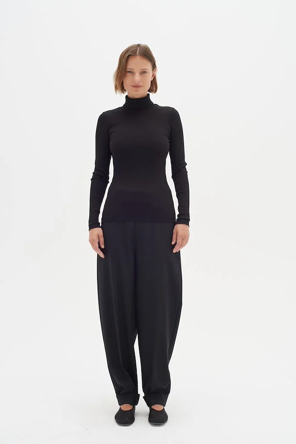 トップス pm! ASYMMETRIC POLYAMIDE TOP - Maroon | ZARA Canada